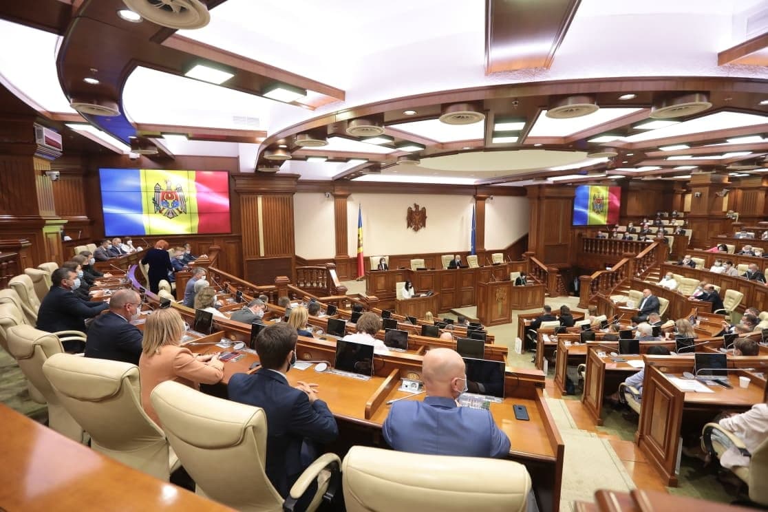 parlament 2021