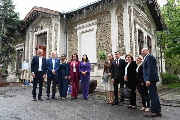 548220437_818689650679268_2662930049715163168_n