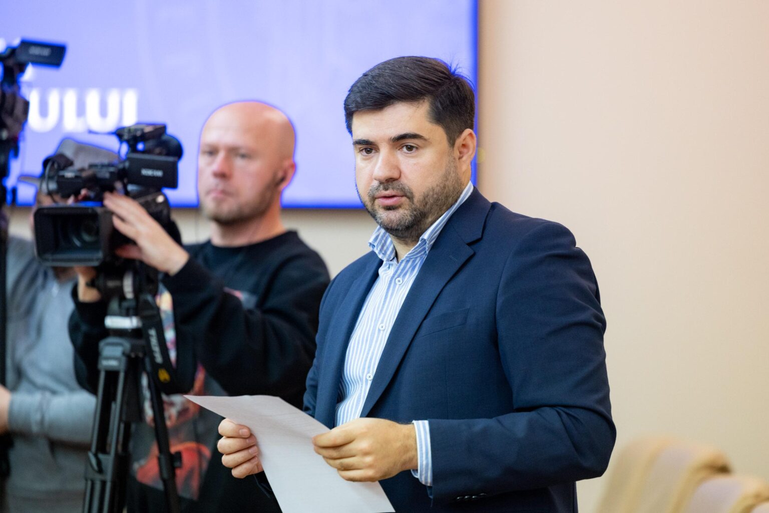 15.10.2025-Cojuhari-prezinta-proiectul-HG-1536x1024