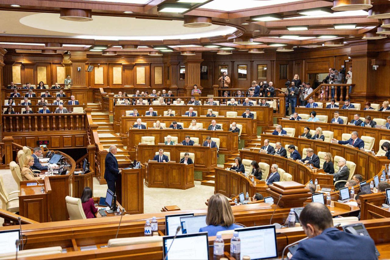 1761932472_6904f4b813b26-1