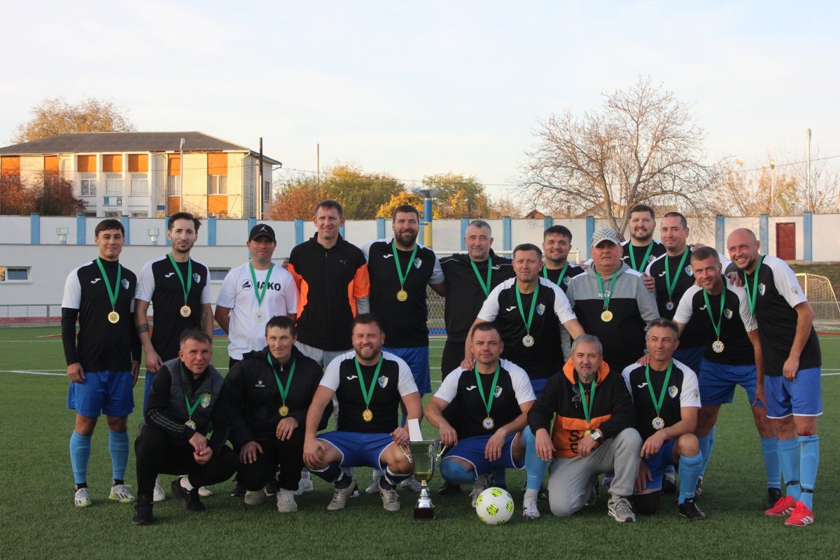 574034963_2605294443196748_2253846671050094427_n-15500-1762162987