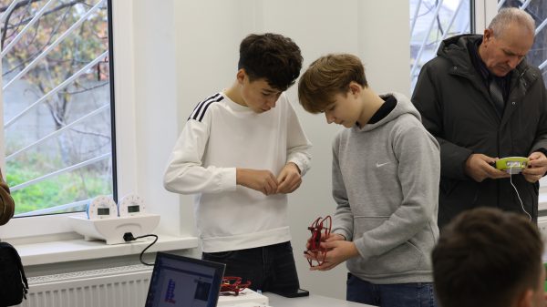 576385854_2273943839782356_719405663609931147_n