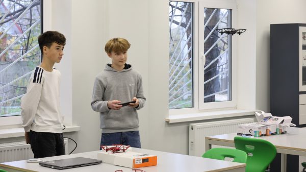 577669602_2273945206448886_5312285149072206236_n