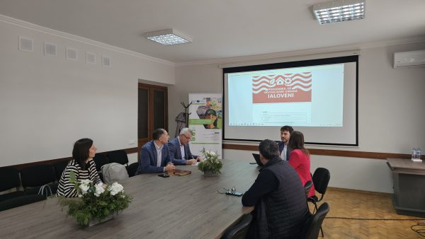 581403914_1242471971240710_9117865622496829660_n