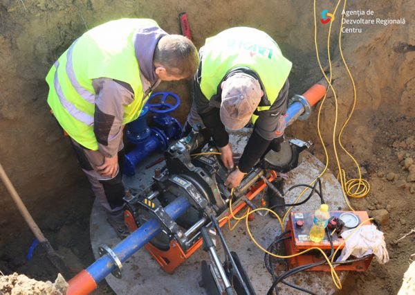 581806738_1714085376467735_332395613636579904_n