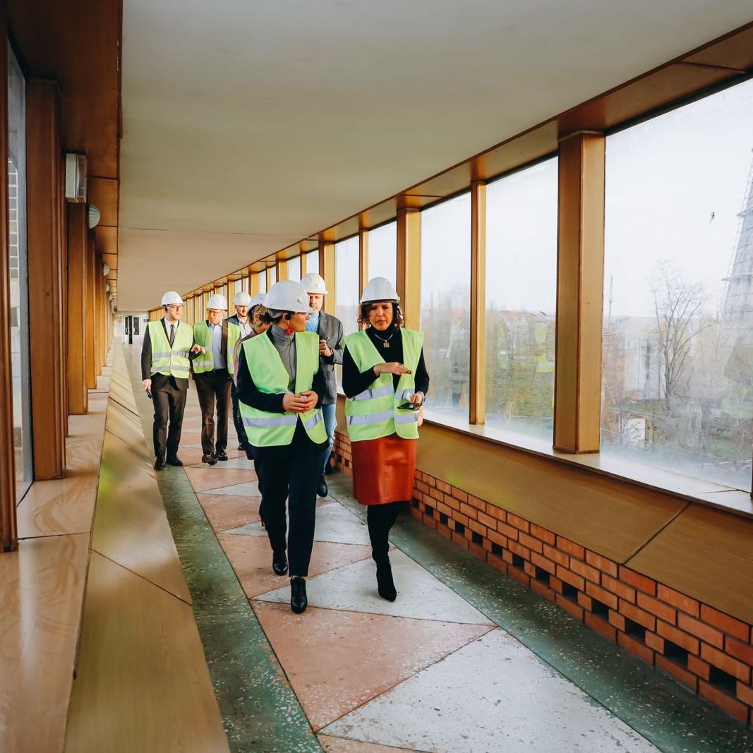 584295101_822710007421312_3843163312822887604_n