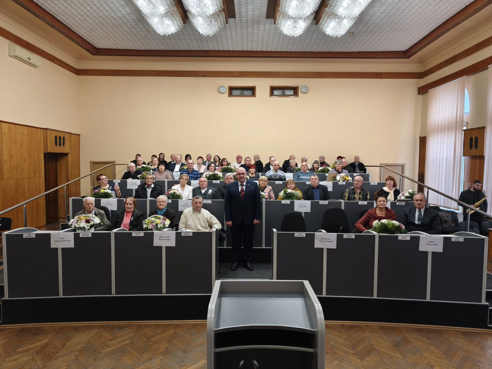 586417105_881679737868163_7806395650958432676_n