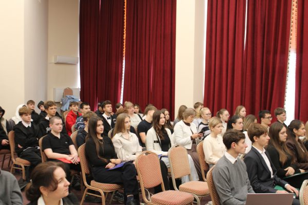 588626525_1374108217835641_6162875040417552745_n