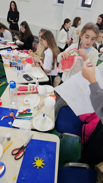 589328061_881849351184535_8369243745116505558_n