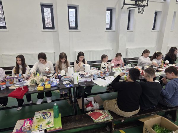 589817421_881849331184537_1282582591879225461_n