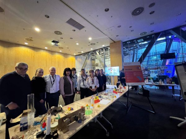 592050610_2426110341179780_953126323485654920_n