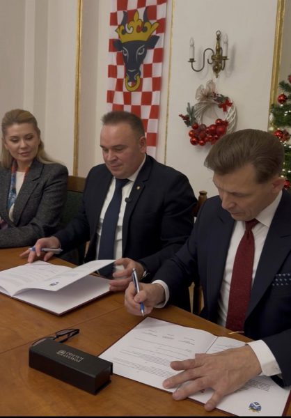 594962256_1275887931249670_5596191939480247427_n