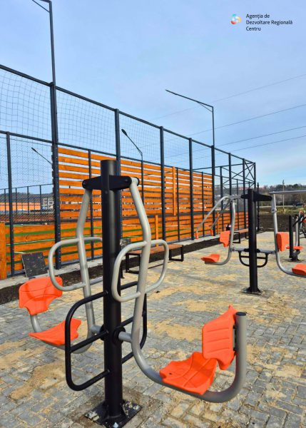 600296774_1741126360430303_1280447759045603113_n