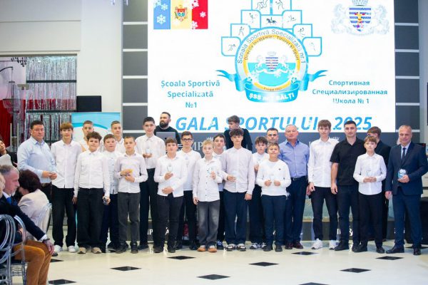 600315755_900656199303850_6426219485502644439_n