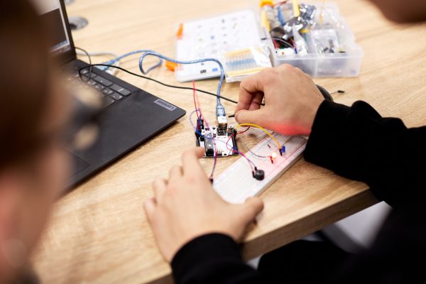 601015227_1287009320137925_5615508018916172737_n