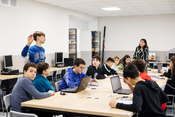 601371868_1287009326804591_1577088920767355539_n