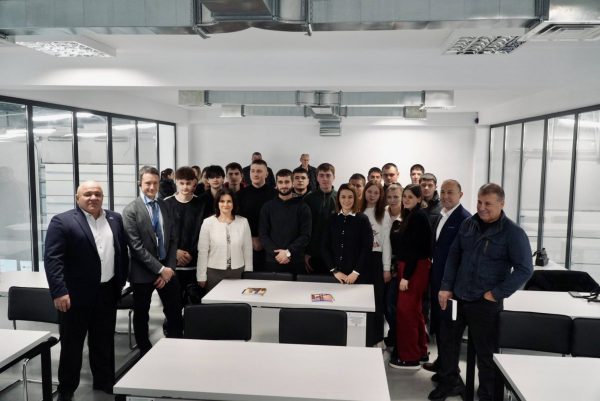 601387056_1307491178074279_4479357551444693169_n