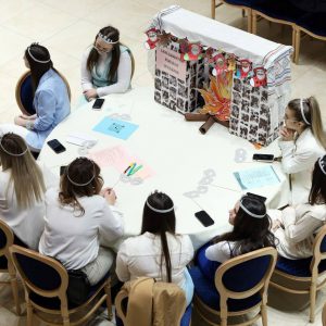 601824853_1182700640712219_7237623247365664669_n