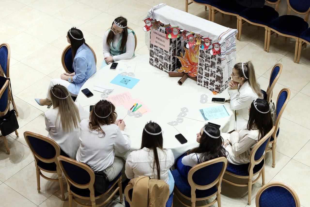 601824853_1182700640712219_7237623247365664669_n