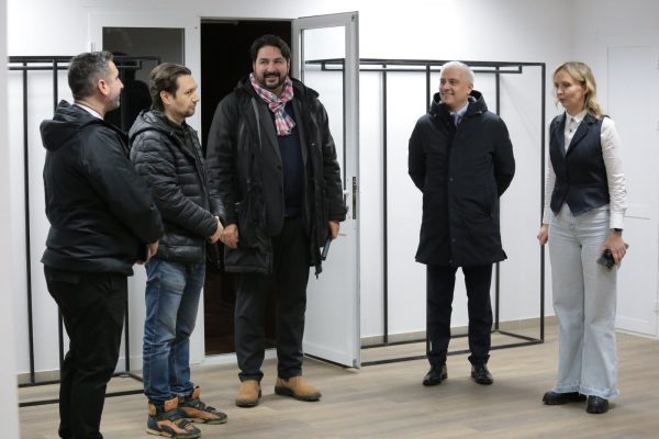 612283573_916716077697862_914728197689089737_n