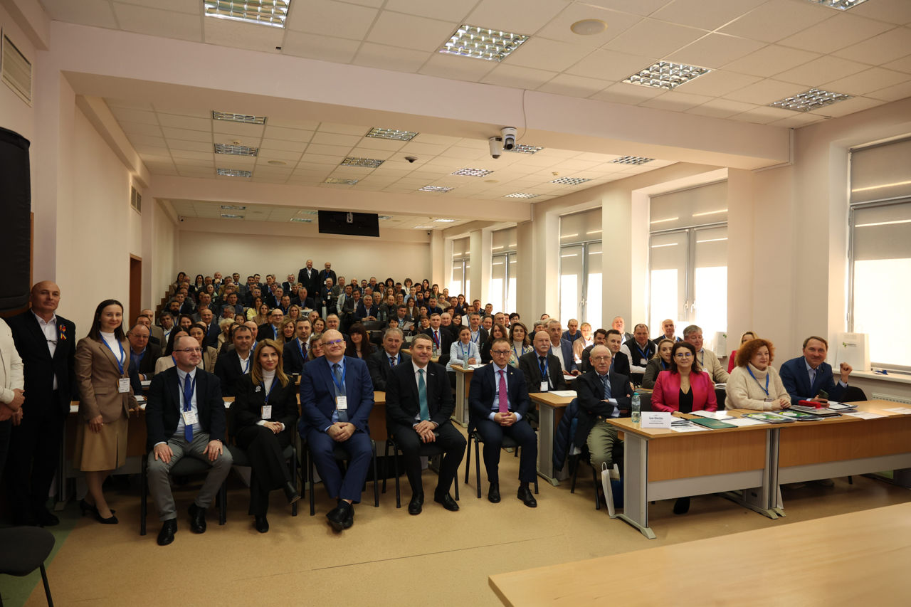 616835418_1293851902769383_3903172367616095817_n