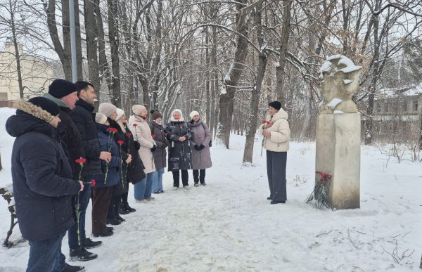 cfc93d9f-0aaf-470a-8e41-13b04c96a25a