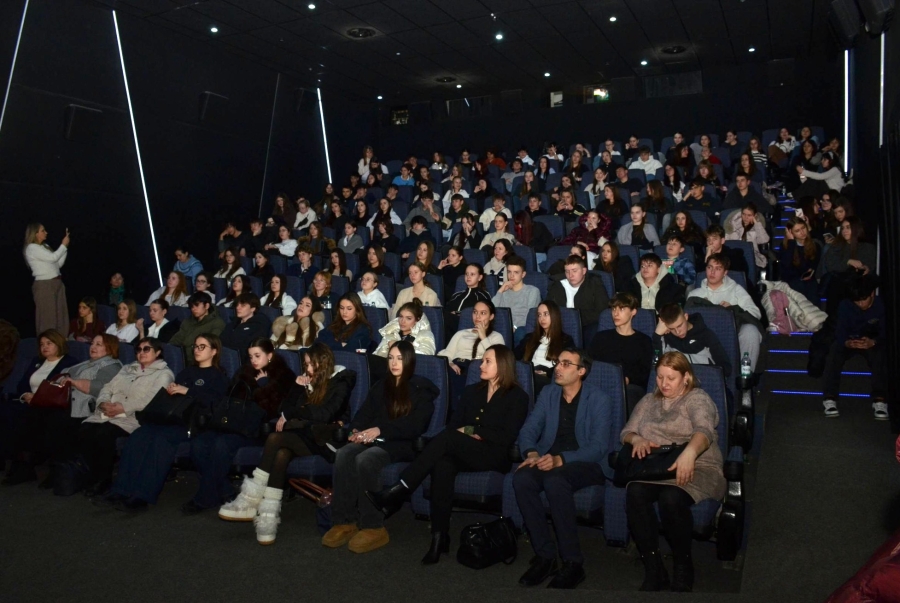 627467072_1212119117772849_4356047444787327366_n