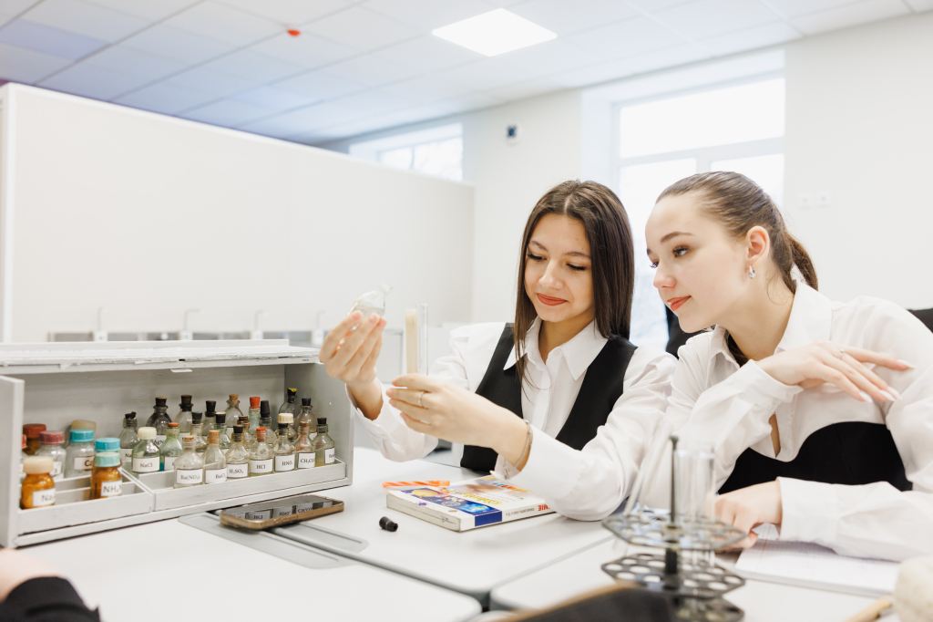 629293554_1218161023831767_6244261310367331336_n