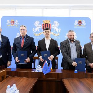 644777419_1810243290185276_1003087428393481294_n