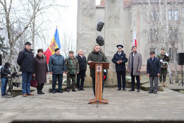 645755942_4180535185531679_575222570058436284_n