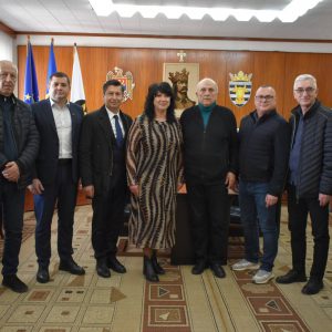 650113990_2510350529422427_251812802752182131_n