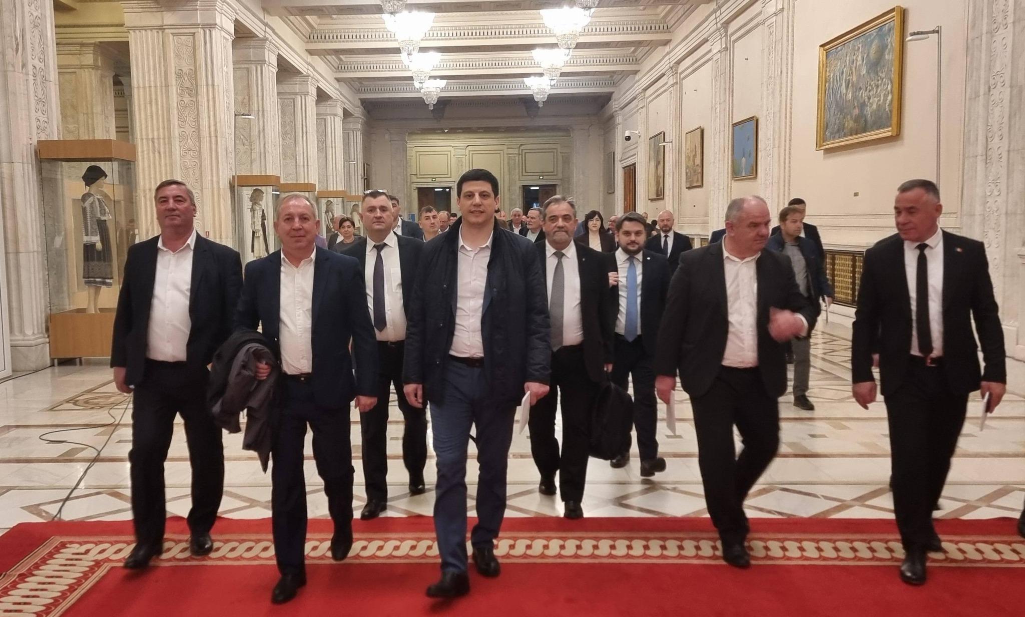 koRFQXeOQmQjVL4YLJ4J