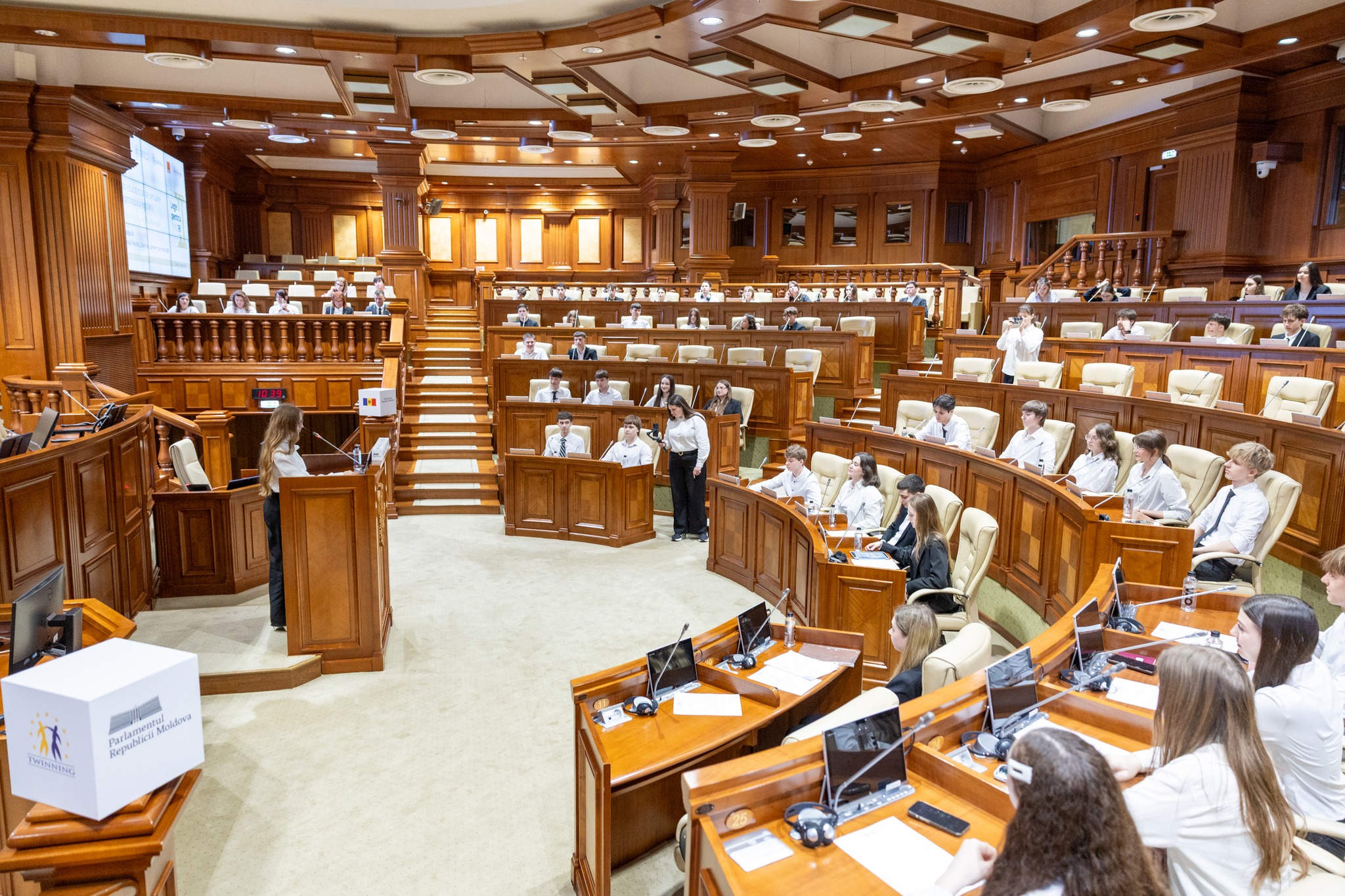 660578818_1399753832190614_5667892155265877589_n