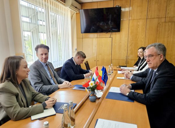 678322403_1374949421330213_4774202883295417030_n