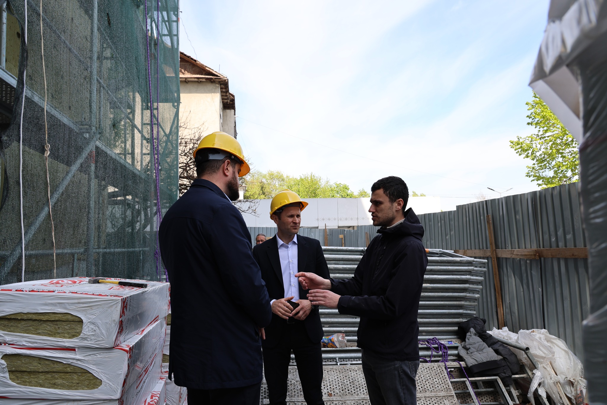 682563218_954117030947275_9019114123036265724_n