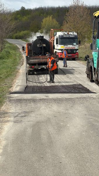 684981819_2405120639983936_2563283339719919813_n