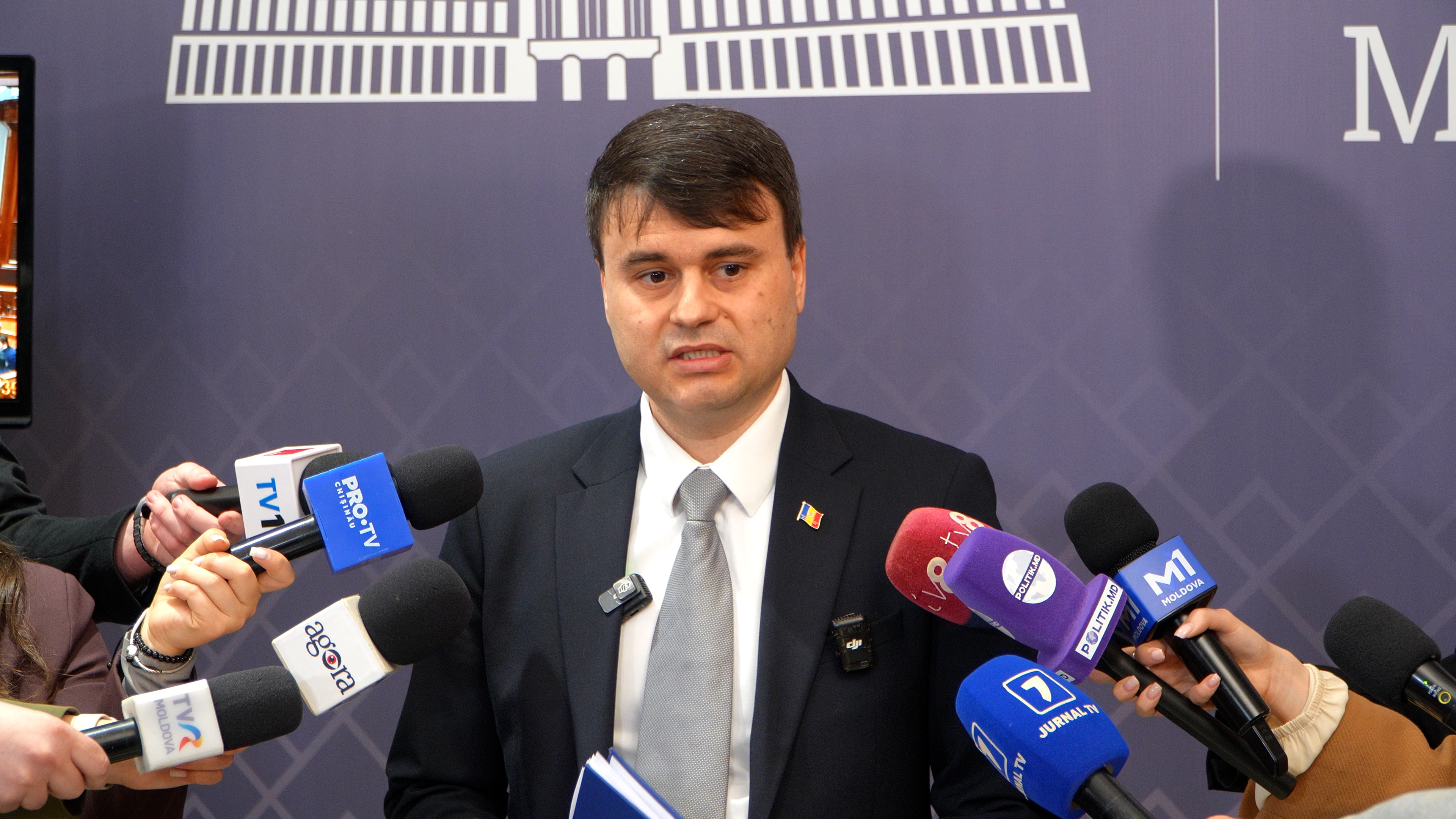 c50dac4f-dc4b-4ccb-8e08-c672bc540717